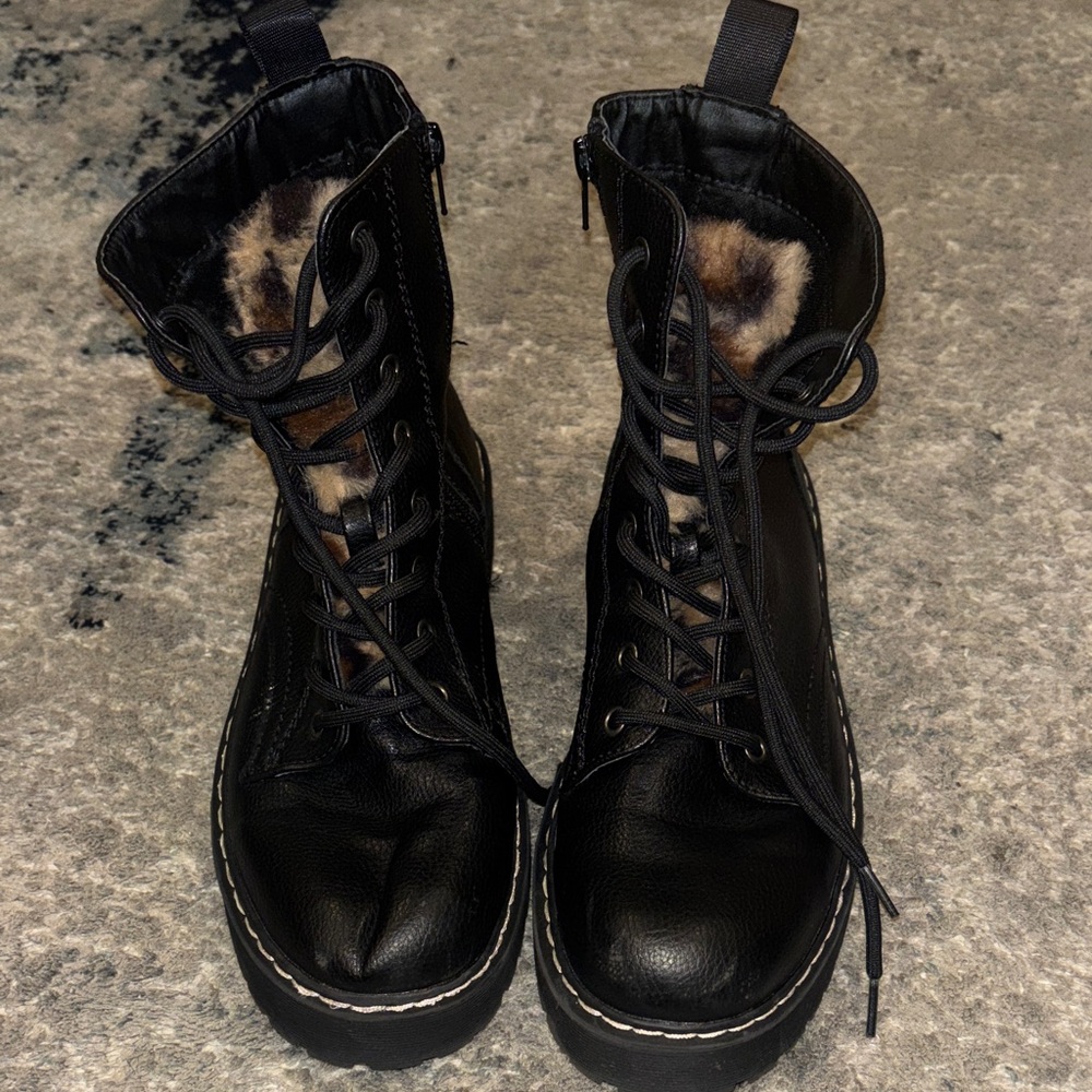 Black Leather Women's Boots